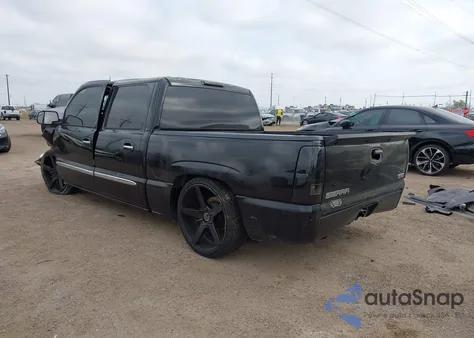 2005 GMC Sierra 1500 Slt z USA, uszkodzony, nr VIN 2GTEC13TX51146328